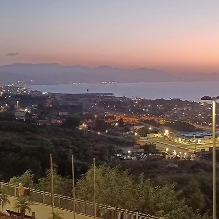 Holiday Homes Campofelice Di Roccella Bagian luar foto