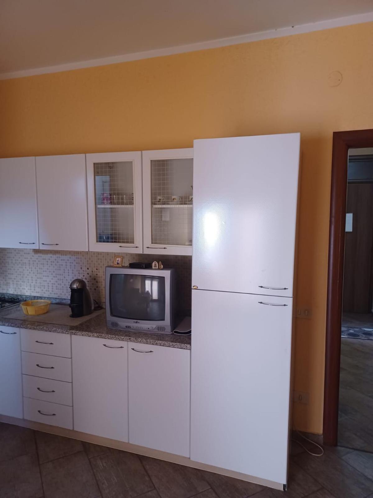Holiday Homes Campofelice Di Roccella Bagian luar foto